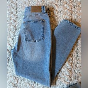 H&M HIGH WAIST MOM JEANS